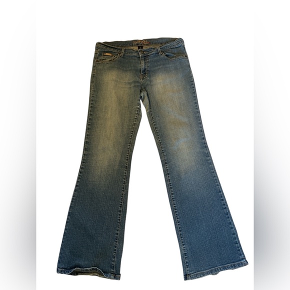 Southpole Denim - Southpole Y2K Bootcut Jeans Medium Wash Distressed Hem Size 11 – Vintage 2000s